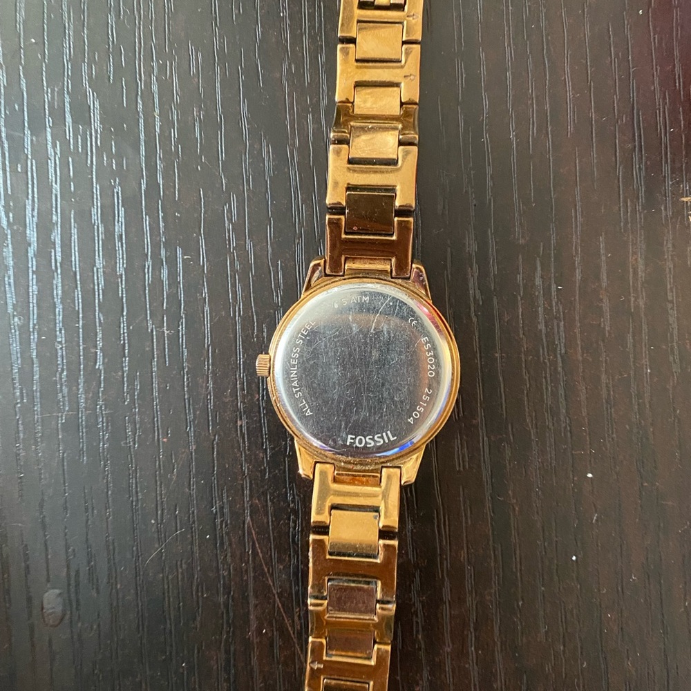 Fossil Gold Watch - Picture 3 of 3